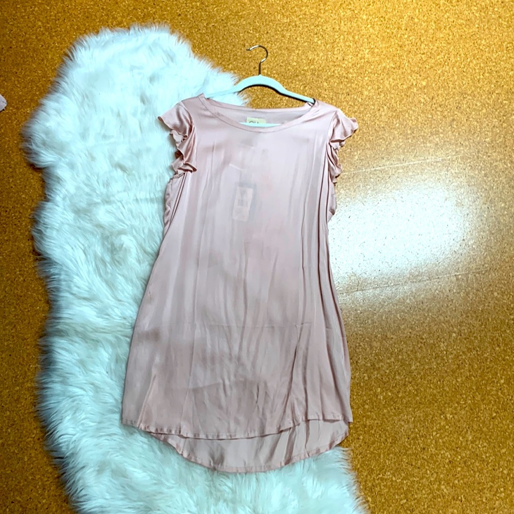 NWT Chaser silky dress